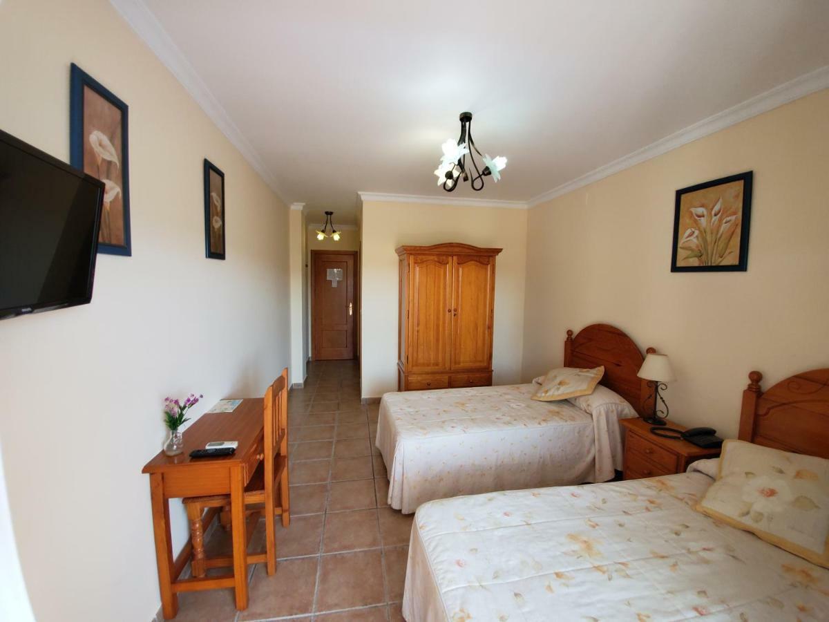 Hotel Arco Del Sol Colmenar Ngoại thất bức ảnh